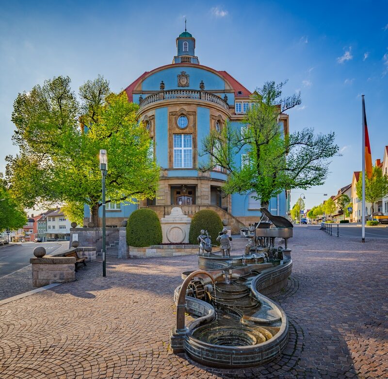 Hervorragende Anbindung an größere Städte wie Freiburg und Stuttgart